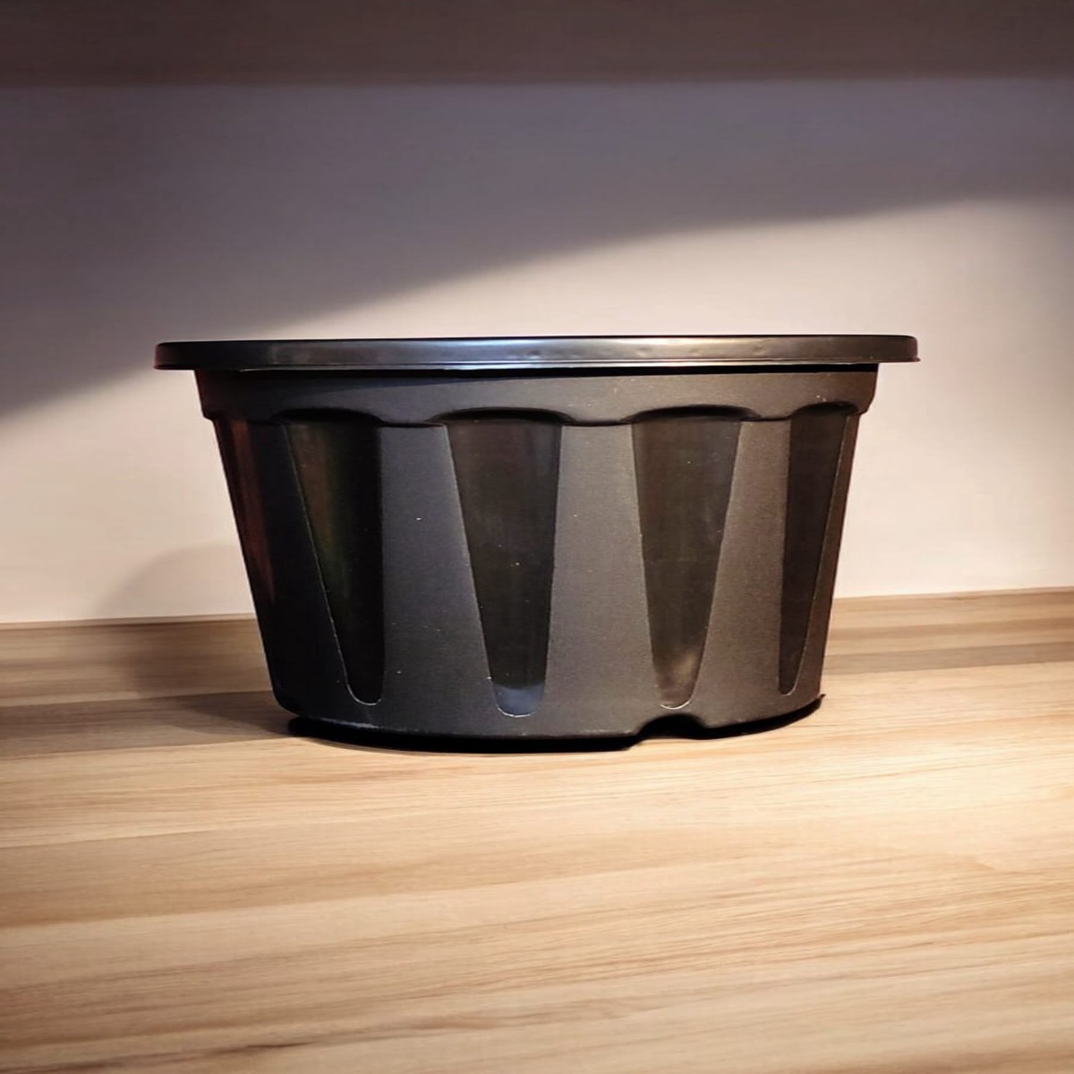 Plastic Black Round Pots (Set of 5) 8-Inch - My Garden Store