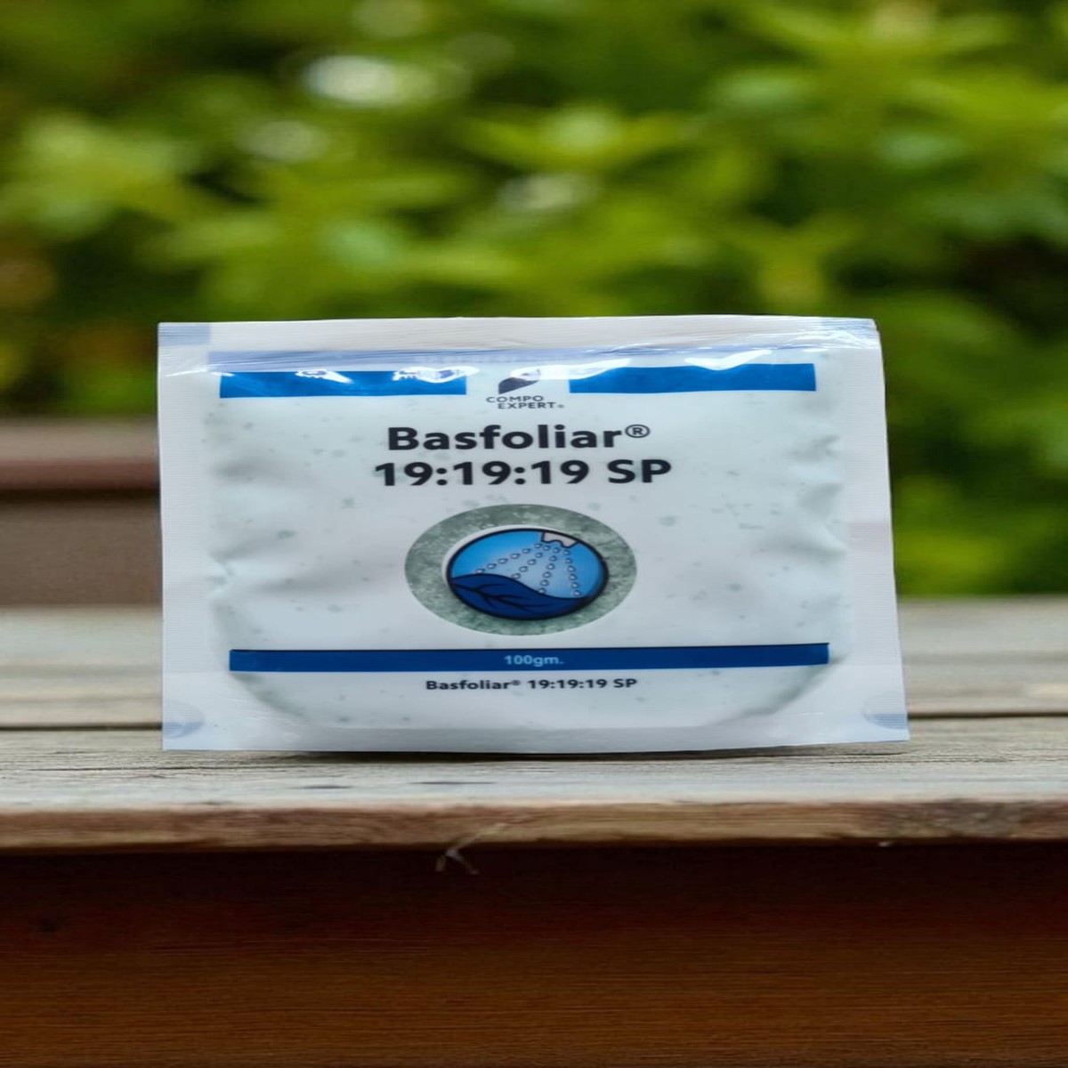 BASFOLIAR 19-19-19 NPK Water Soluble Fertilizer 100g - My Garden Store